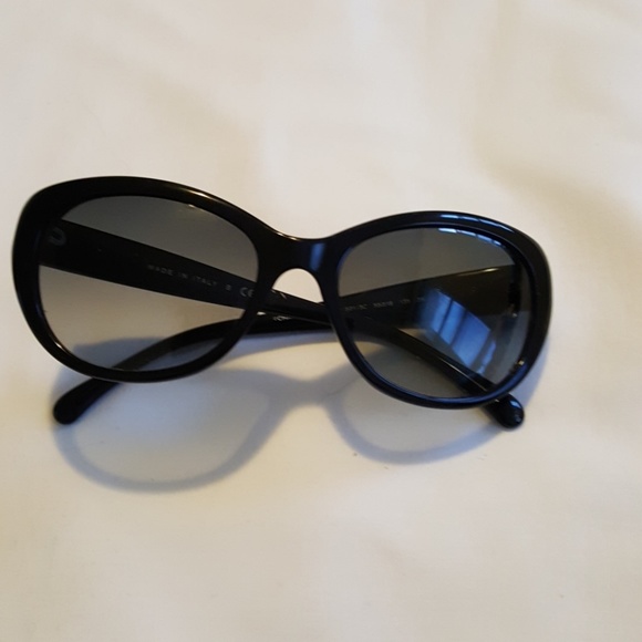 CHANEL SUNGLASSES - Picture 5 of 6
